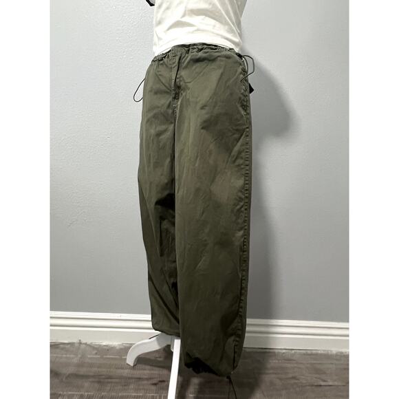 PacSun Green Cargo Pants - Picture 2 of 7